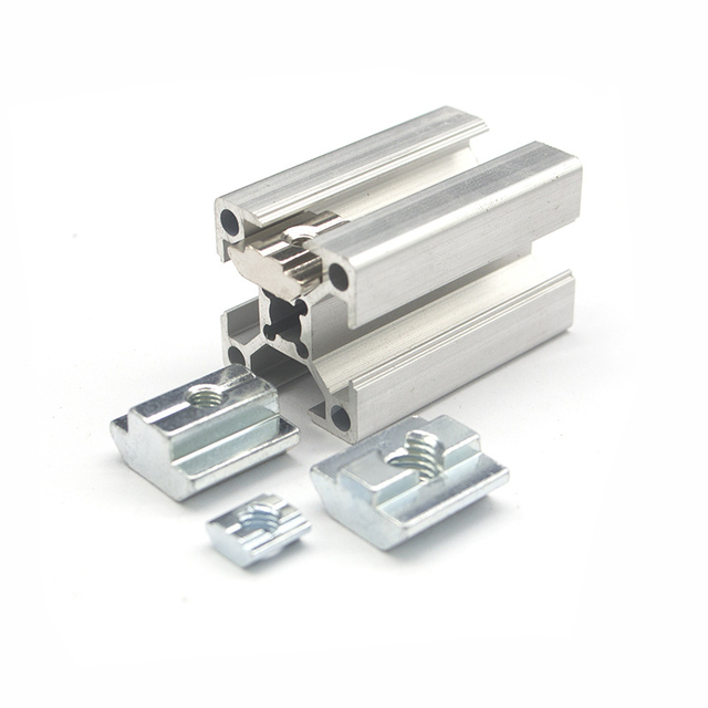 Tuercas con ranura en T