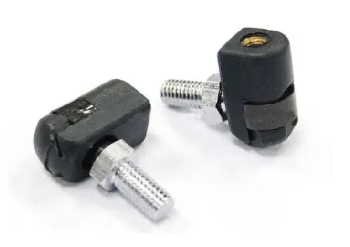 Plastic vs. Extremos de la junta de bola de metal para resortes de gas: ¿Cuál se ajusta a su aplicación?